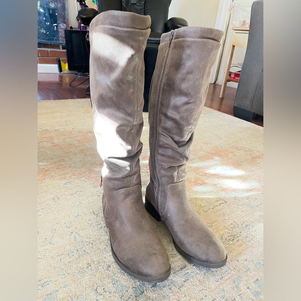 leather boots